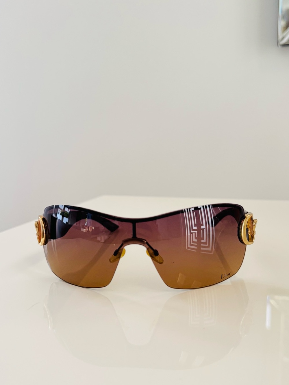 Vintage ✨ Authentic Dior rimless gold sunglasses - Picture 4 of 7